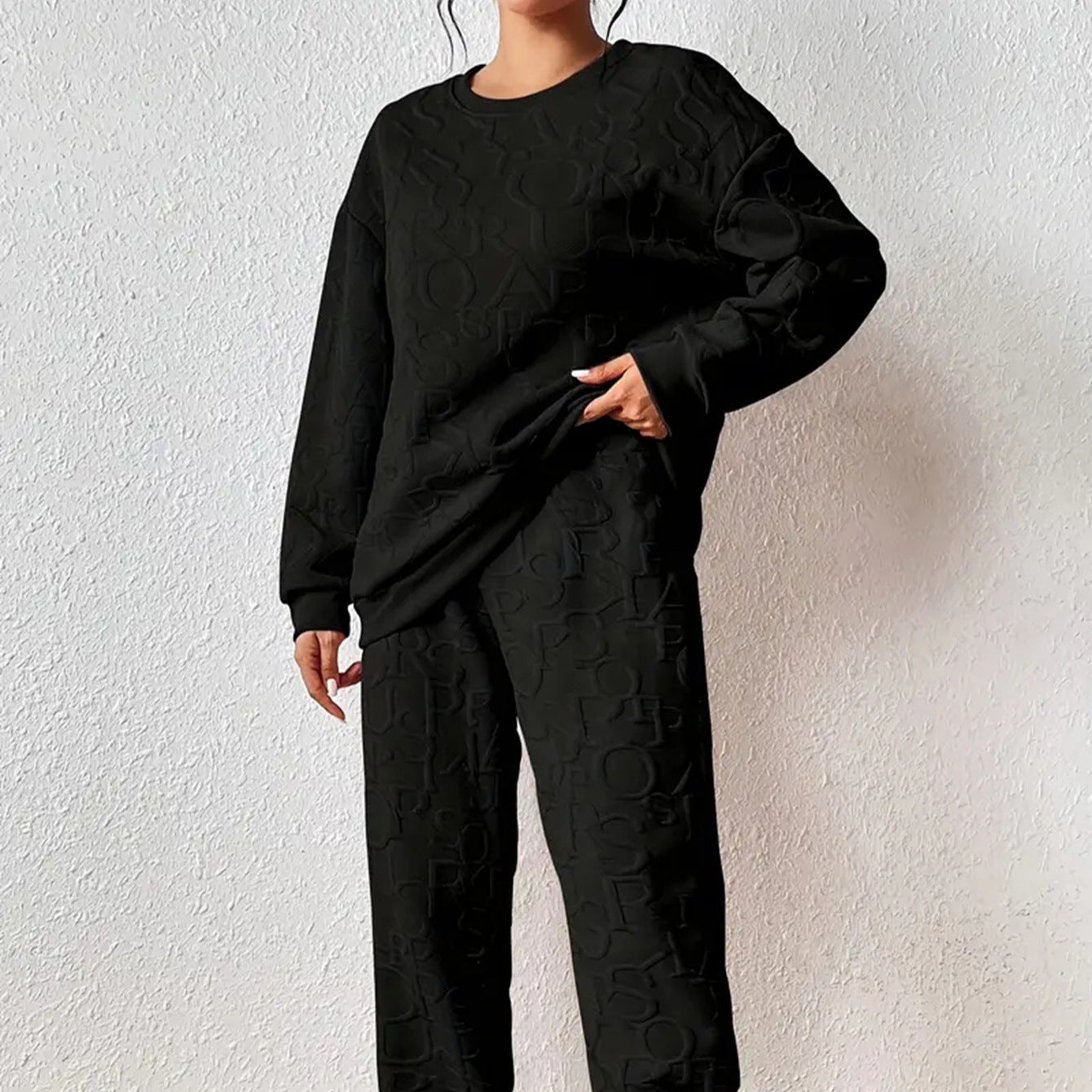 Round Neck Knitted Fashionable Letter Sweater Suit Women