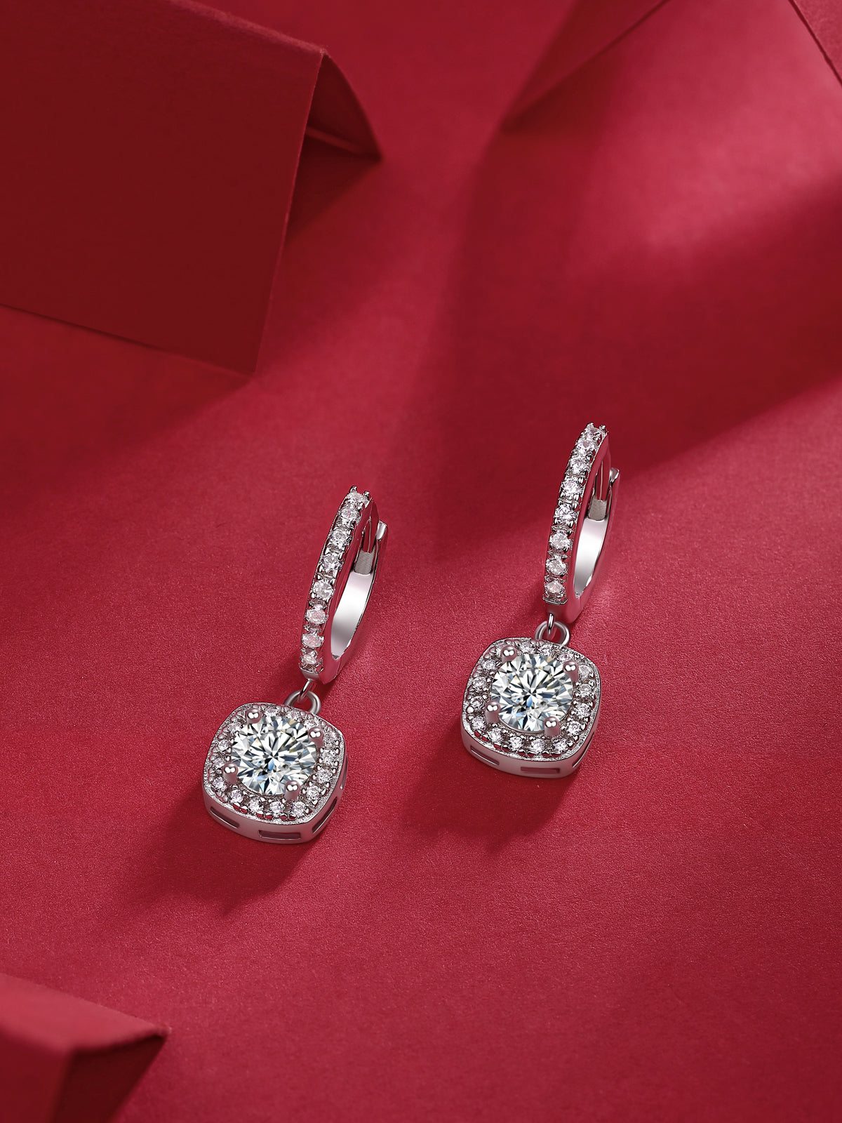 Dream Search - Earrings Set With 0.5-carat Top-quality Moissanite S925, Silver And Platinum-plated Stud Earrings, A Fashionable And Trendy Accessory That Can Be Tested With A Diamond Pen