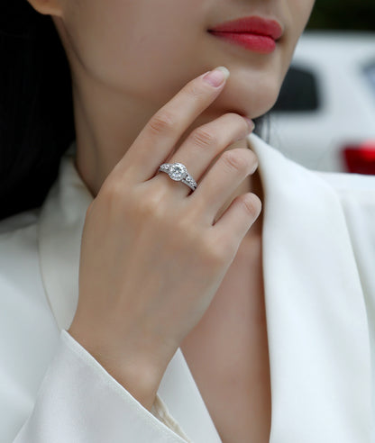 Meteor Shower - Set With 1-carat Top-quality Moissanite S925 Silver And Platinum-plated Diamond Wedding Ring. The Ring Can Be Inspected With A Diamond Pen