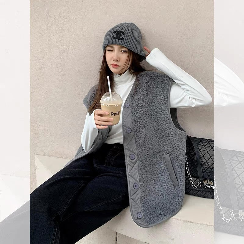 Gray Lamb Wool Warm And Loose Vest
