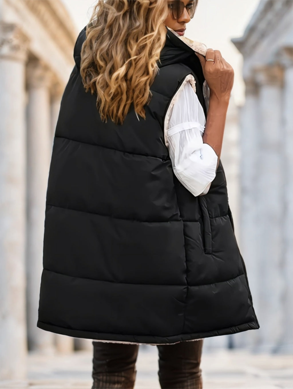 Elegant Reversible Faux Fur-Trimmed Sleeveless Hooded Vest