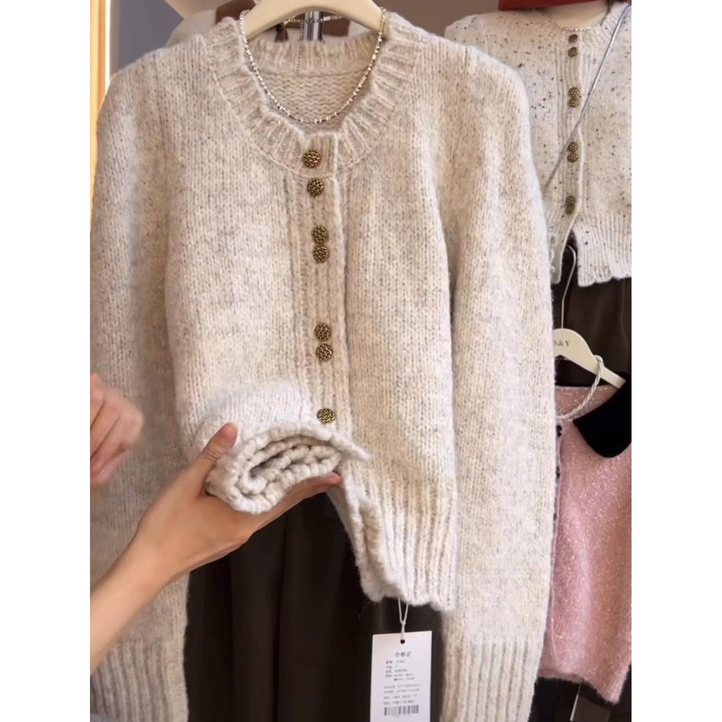 Fashion Round Neck Buttoned Knit Sweater For Women