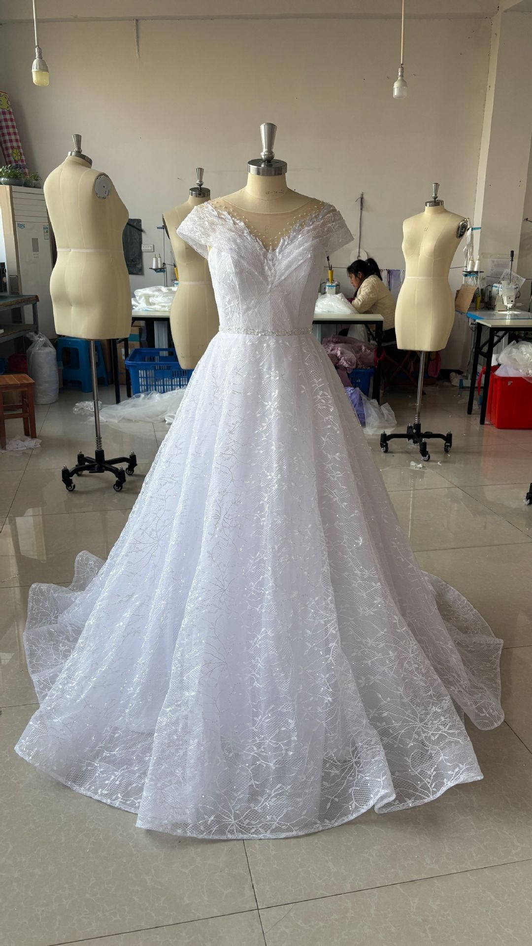 Off-shoulder Light Wedding Dress Bridal Main Yarn Lace Wedding Veil Small Trailing