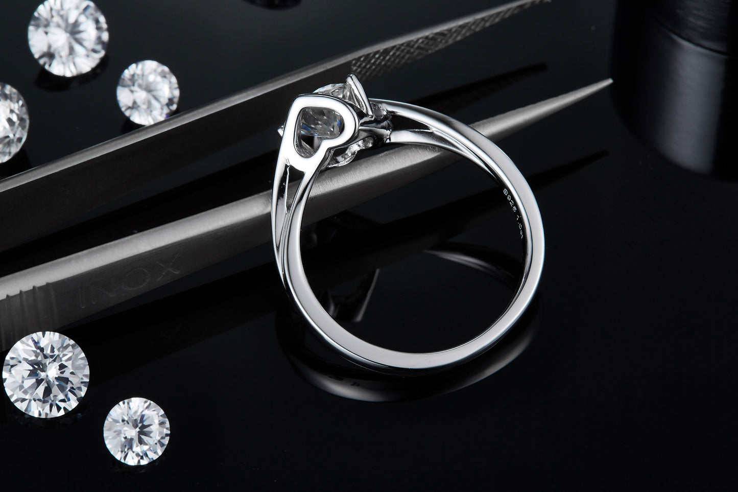 Angel's Heart - Set With 1-carat Top-quality Moissanite S925 Silver And Platinum-plated Diamond Wedding Ring. The Ring Can Be Inspected With A Diamond Pen